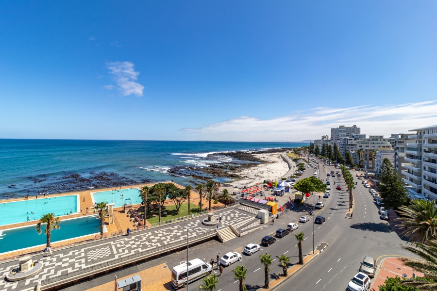 To Let 2 Bedroom Property for Rent in Sea Point Western Cape